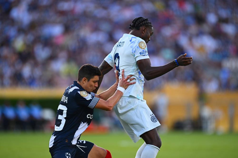 黑马加冕！苏超官方合作伙伴中国平安祝贺“苏超”泰州队夺...