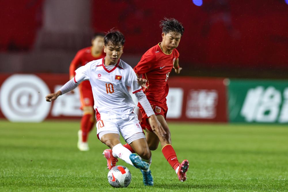 曼晚：曼联可在冬窗尝试引进托尼，他与姆伯莫配合默契