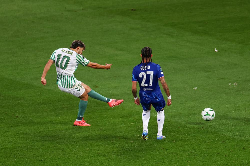 日职乙半场：土居圣真破门，磐田喜悦0-1山形山神